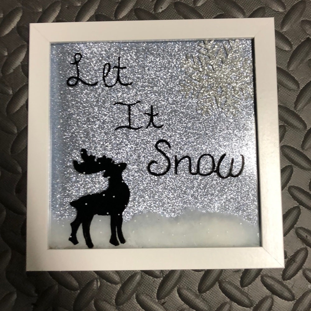 Shadow box